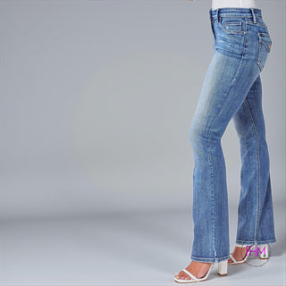 Bri Vintage Bootcut Jeans 👖