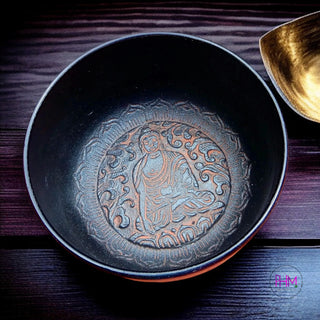 Buddha’s Kiss Hand-Etched Singing Bowl Set ✨