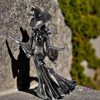 Witchy Woman Enchanted Statue Collection 🌙🔮
