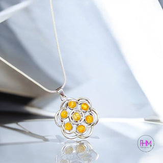 Zen Blossom Spinner Pendant 🌼✨