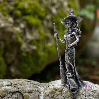 Witchy Woman Enchanted Statue Collection 🌙🔮
