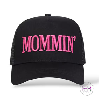 Mommin’ Trucker Hat 🖤✨