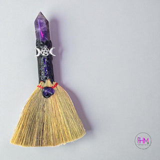 Enchanted Witches Crystal Besom 🧹🔮