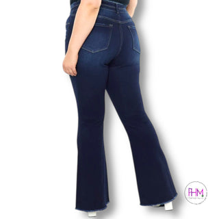 The Betsey High Rise Plus Flare Jeans 👖