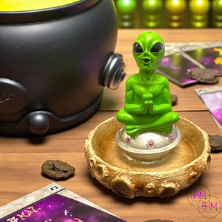 Take Me to Your Leader Alien Backflow Incense Burner 👽🚀🌙