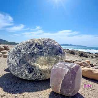 Iolite Tumbled Stone 🔮