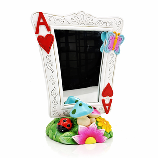 It’s in the Card Wonderland Mirror ❤️♠️