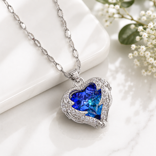 ✨ Angel’s Embrace Crystal Necklace ✨