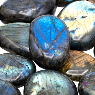 Purple Flash Labradorite Palm Stone 🔮