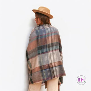 All the Feels Plaid Ruana 💜