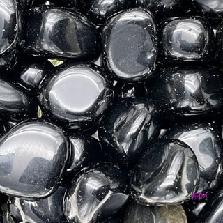 Black Obsidian Tumbled Stone 🌑🔮 - Crystals