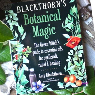 Blackthorn’s Botanical Magic 🌱🌙 - Books