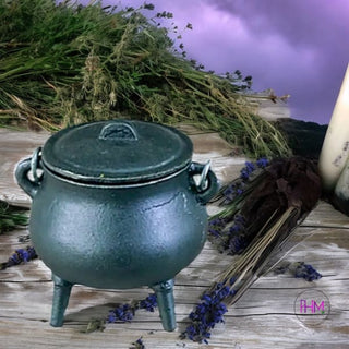 Enchantments Mini Cast Iron Cauldron with Lid ✨🔮 - Cauldon