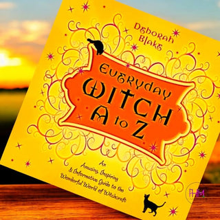 Everyday Witch A to Z 🌙 - Book