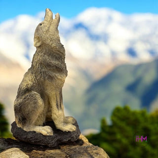 Howl at the Moon Wolf Back flow Incense Burner 🐺