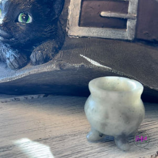 Mini Enchanted Crystal Witch Cauldron 🔮🌙 - Rainbow Moonstone