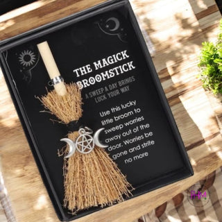 Mini Magick Broomstick 🌙 - Triple Moon - Gifts