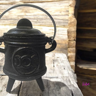 Old Days Vintage Cast Iron Cauldron with Lid ✨🔮 - Cauldon