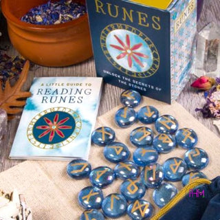 Runes Box Set 💙