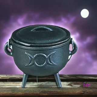 Witching Hour Triple Moon 4.5’’ Cast Iron Cauldron ⭐️