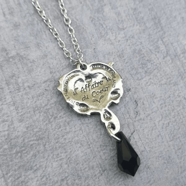 Petite Affair du Coeur Pendant - Necklaces