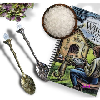 Sacred Ritual Salt 🔮 - Witchy